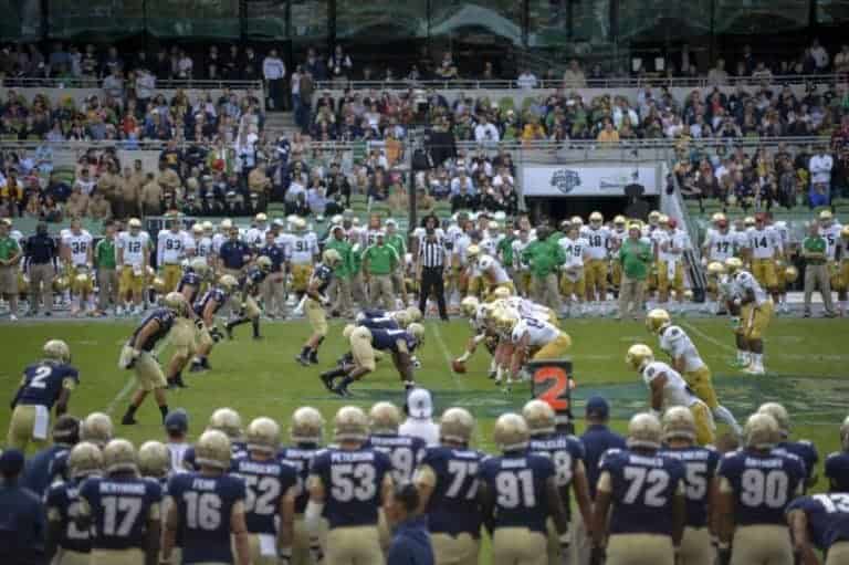 How Long Are Football Games? (NFL, College, and Youth How Long Are Football Games? (NFL, College, and Youth