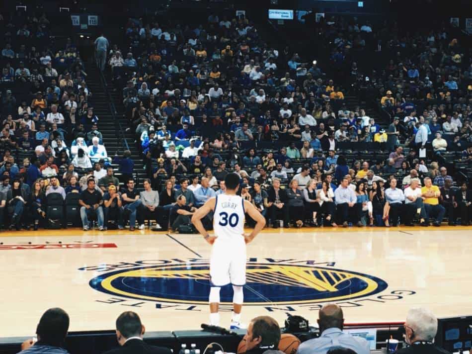 Steph Curry lining up near half court.